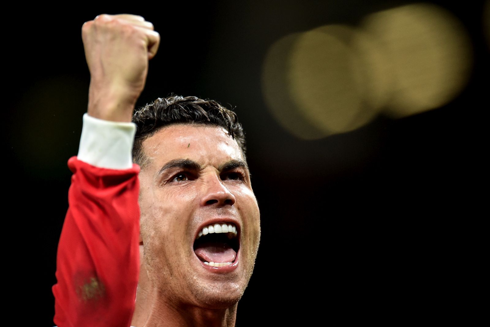epaselect epa09535097 Manchester United's Cristiano Ronaldo reacts after winning the UEFA Champions League group F soccer match between Manchester United and Atalanta BC in Manchester, Britain, 20 October 2021.  EPA/Peter Powell