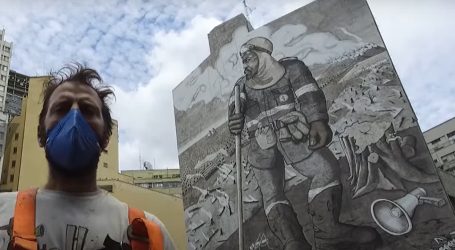 Brazilski umjetnik pepelom iz prašume oslikao zgradu kako bi upozorio na uništavanje Amazone