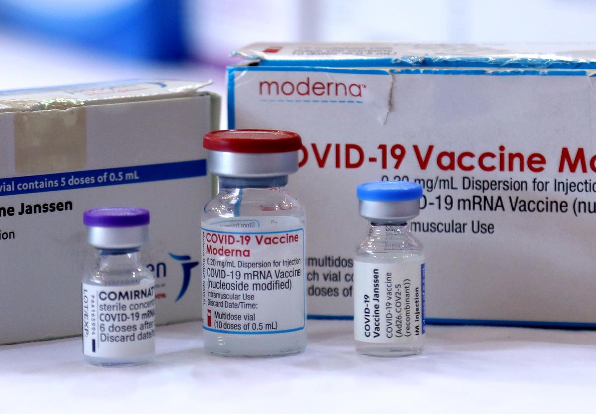 11.09.2021., Sibenik - Cjepivo protiv koronavirusa. Johnson & Johnson, Moderna. 
Photo: Dusko Jaramaz/PIXSELL