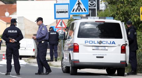 Jedna osoba poginula pri prevrtanju automobila u Splitu