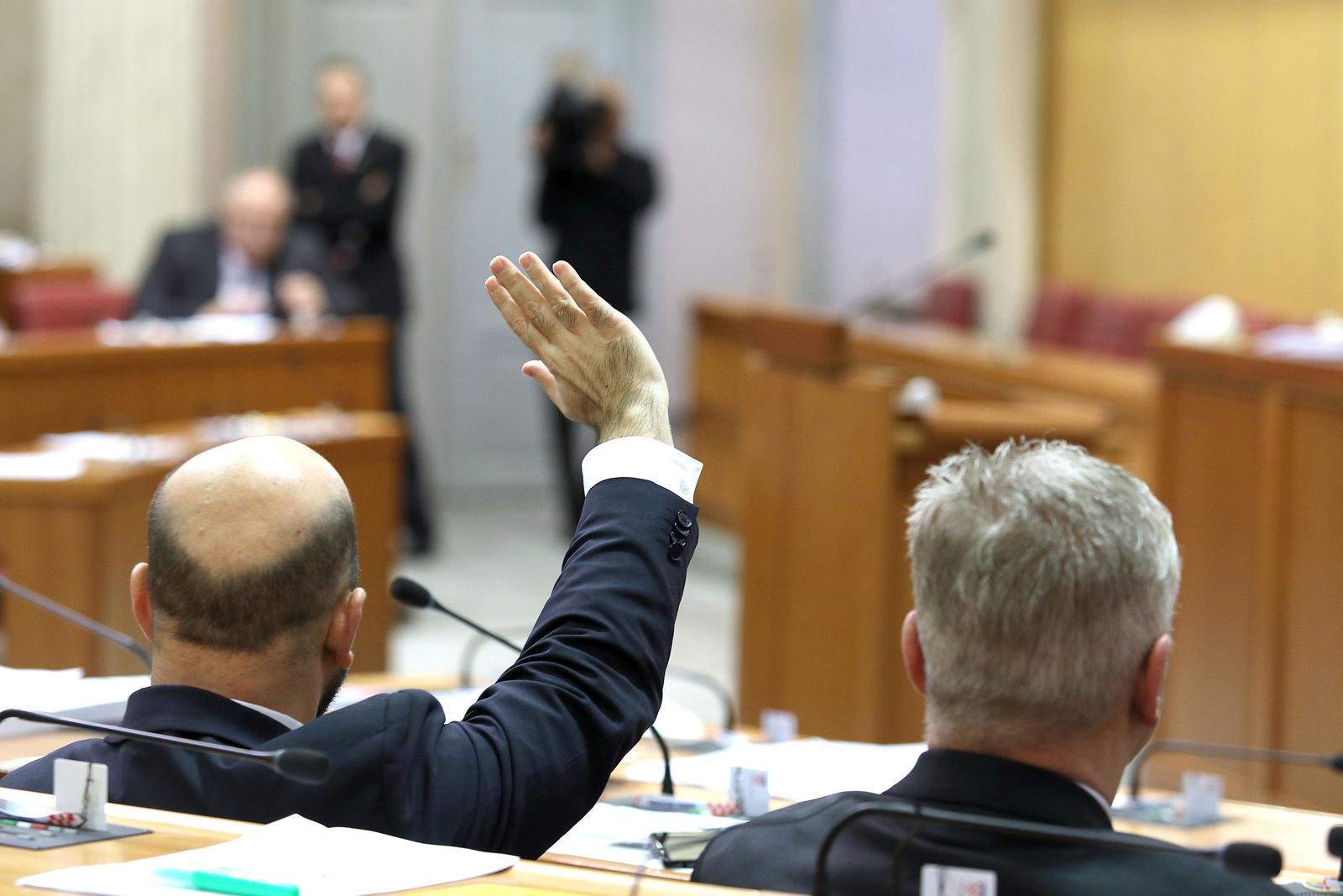 13.12.2017., Zagreb- Sabor je 6. sjednicu nastavio raspravom o izmjeni Zakona o minimalnoj placi.
Photo: Patrik Macek/PIXSELL