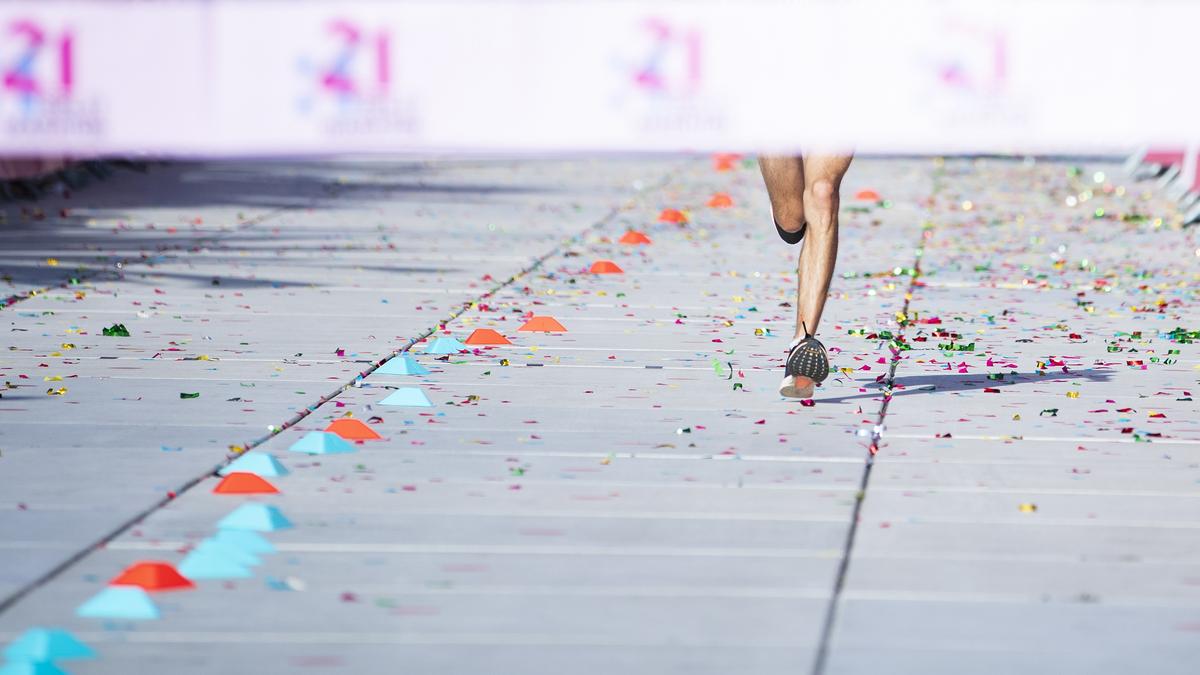 26.09.2021., Split - Ivan Dracar, pobjednik 21. Split maratona u organizaciji Maraton kluba Marjan u Splitu. 
Photo: Milan Sabic/PIXSELL
