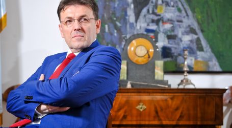 Nema promjene: Za predsjednika Hrvatske gospodarske komore izabran je ponovno Luka Burilović
