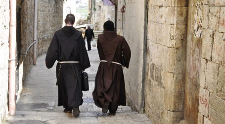 Bombastični rezultati istrage: U Francuskoj otkriveno više od 3.000 svećenika pedofila