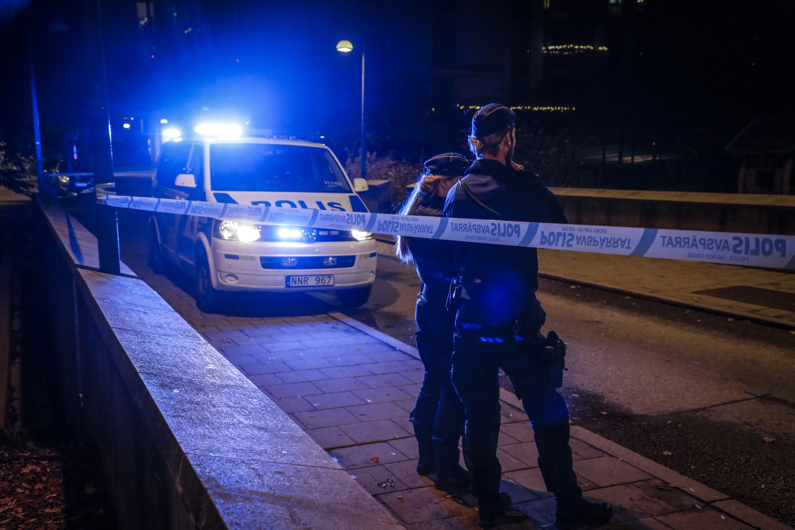 epa09538316 Police is at the site in the Hammarby Sjostad district in Stockholm, Sweden, 21 October 2021, where famous Swedish rap artist Einar was shot to death, according to police (issued 22 October 2021)  EPA/Henrik Montgomery  SWEDEN OUT