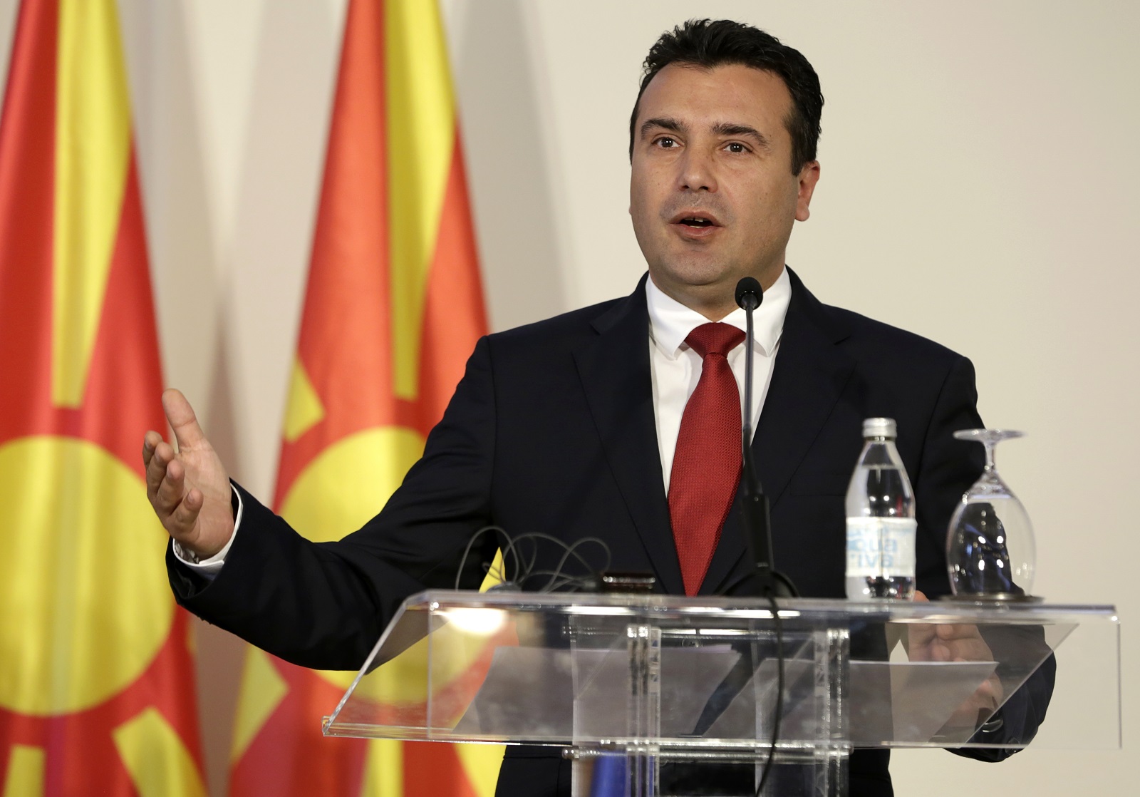 epa09556677 (FILE) North Macedonian Prime Minister Zoran Zaev (R) gestures during the press conference after the Serbia, North Macedonia and Albania high level trilateral meeting in Novi Sad, Serbia, 10 October 2019 (reissued 31 October 2021). North Macedonian Prime Minister Zoran Zaev on 31 October 2021 announced his resignation as a Prime Minister and from the leader of SDSM Party, after his party lost in the second round of local elections.  EPA/ANDREJ CUKIC *** Local Caption *** 55536619