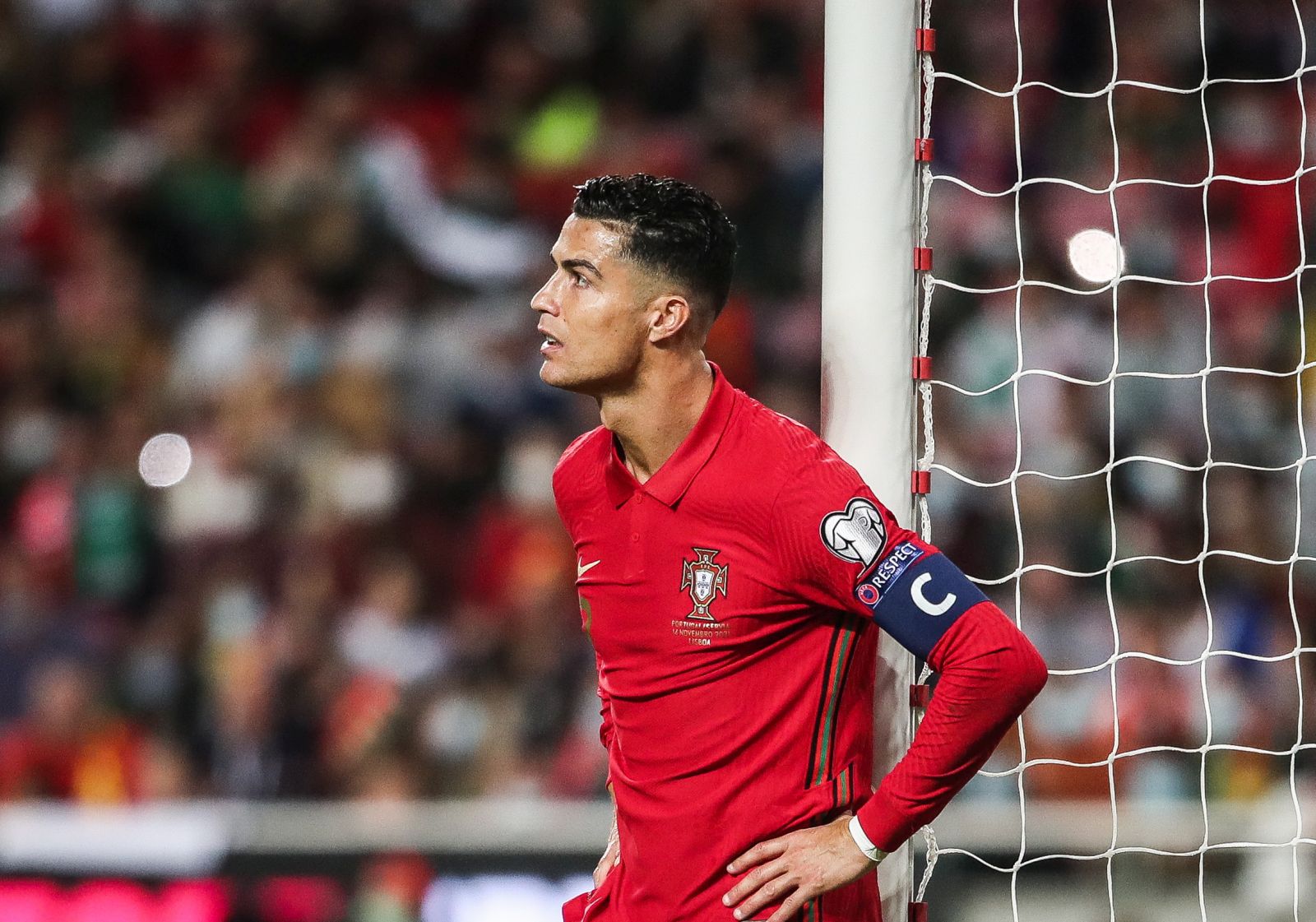 epa09582471 Portugal's Cristiano Ronaldo reacts during the FIFA World Cup 2022 qualifying group A soccer match against Serbia at Luz stadium, in Lisbon, Portugal, 14 November 2021.  EPA/MARIO CRUZ