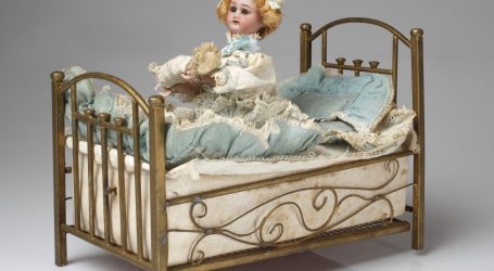 ‘Tragovi romantičnog djetinjstva’: Izložba igračaka iz fundusa MUO-a u Etnografskom muzeju