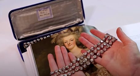 Narukvice Marije Antoanete prodane za više od 7 milijuna švicarskih franaka