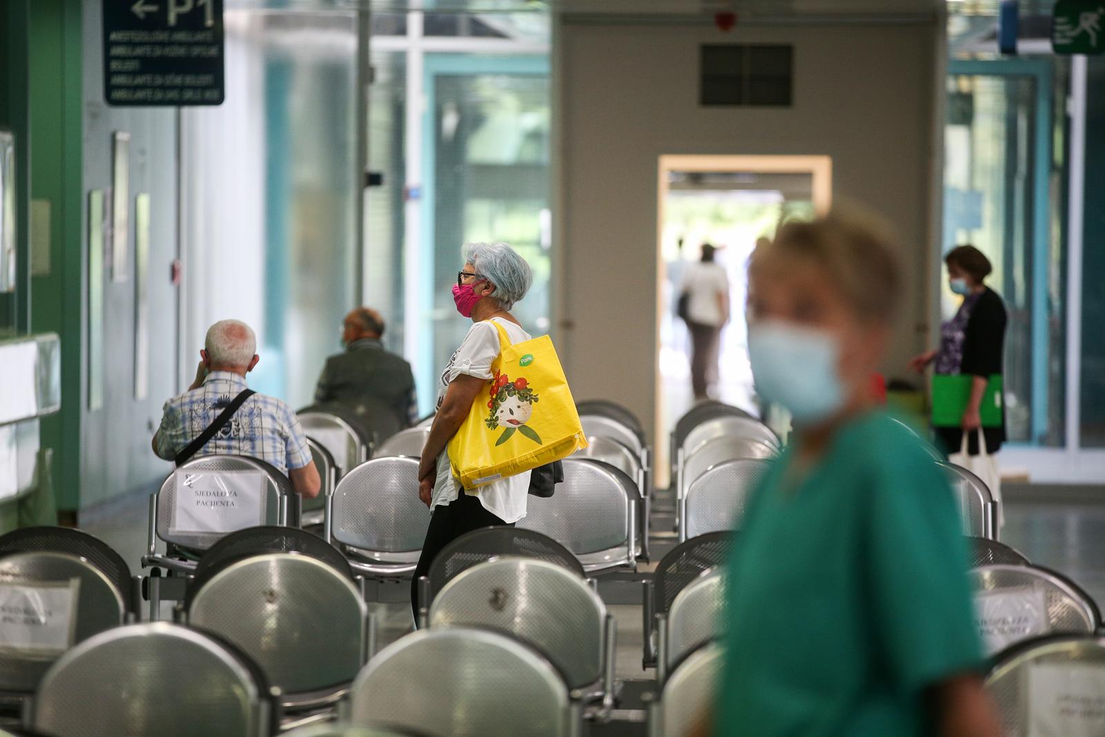 06.06.2021., Zagreb - Klinicka bolnica Dubrava otvorila je nakon 217 dana vrata za pacijente koji nisu zarazeni koronavirusom.
Photo: Zeljko Hladika/Pixsell
