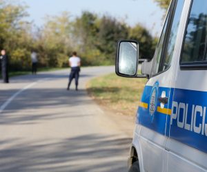 20.10.2019., Osijek -  Koprivna, Policijska istaga na terenu nakon oruzane pljacke gdje su iz vatrenog oruzja dvije osobe ozlijedjene
Photo: Dubravka Petric/PIXSELL