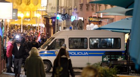 Uhićen muškarac koji je tijekom prosvjeda u Zagrebu reporterki uzeo mikrofon