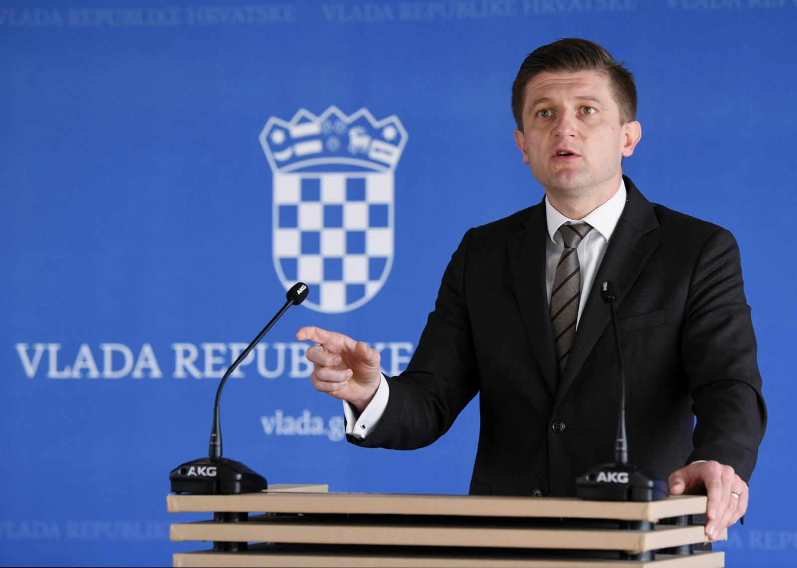 28.10.2021., Zagreb - Potpredsjednik Vlade i ministar financija Zdravko Maric dao je izjavu medijima nakon zavrsetka sjednice Vlade.
