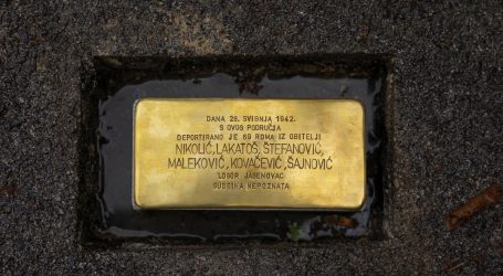 U Zagrebu postavljen prvi kamen spoticanja u spomen na stradale Rome