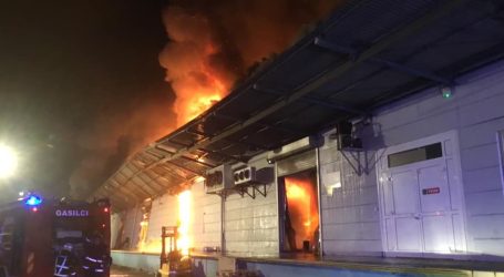 Veliki požar u ljubljanskom skladištu: Stanovnicima se savjetuje da zatvore prozore