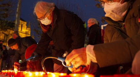 Švicarci zapalili 11 tisuća svijeća za žrtve covida-19