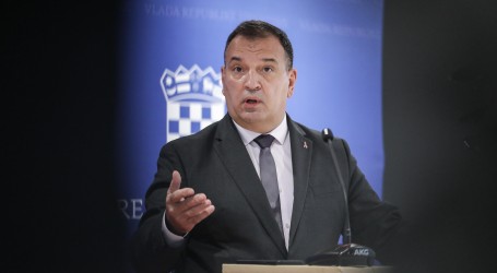 Beroš: “Dalmacija je novo žarište, a potvrđen je 51 slučaj omikrona u Hrvatskoj”