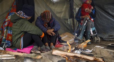 Strašna tragedija: Najmanje 53 ljudi, većinom migranata, poginulo u sudaru. Stradalo puno djece