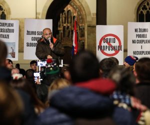 16.11.2021., Zagreb, Markov Trg, prosvjed gradjana protiv covid potvrda.