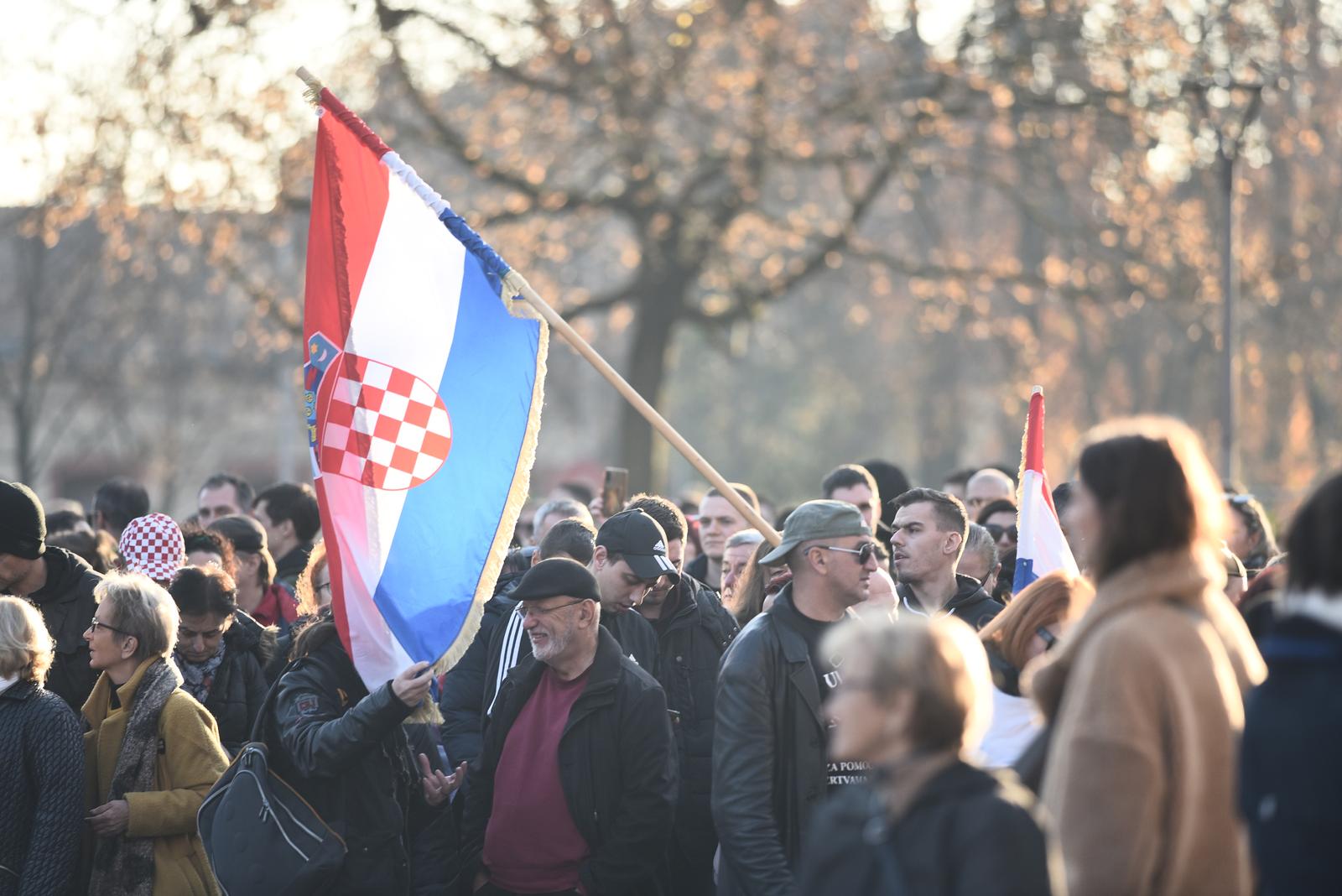20.11.2021., Zagreb - Gradjanska udruga "Inicijativa prava i slobode" organizirala je prosvjed protiv COVID potvrda pod nazivom "ZAjedno za Slobodu" koji je krenuo s lokacije Trga Francuske Republike te je odrediste na Trgu bana Josipa Jelacica.