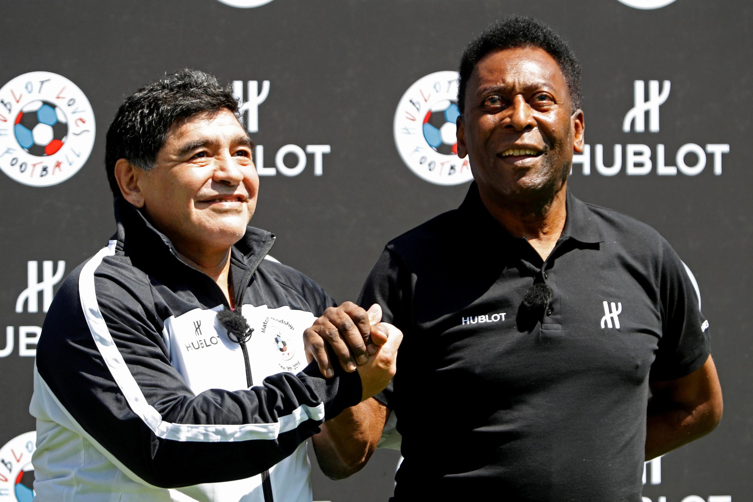 FILE PHOTO: Football legends Pele and Diego Maradona attend an advertising soccer event on the eve of the opening of the UEFA 2016 European Championship in Paris, France June 9, 2016.  REUTERS/Charles Platiau/File Photo SEARCH "1ST ANNIVERSARY OF DIEGO MARADONA'S DEATH" FOR THE PHOTOS