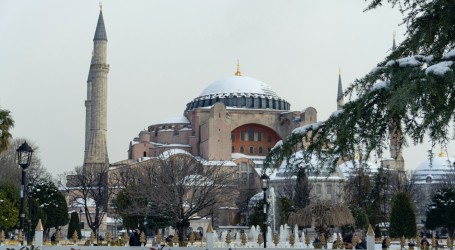 Pogledajte Istanbul pokriven snijegom