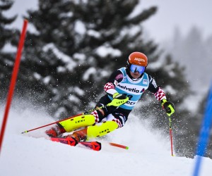 epa09674942 Filip Zubcic of Croatia clears a gate during the first run of the Men's Slalom race at the FIS Alpine Skiing Ski World Cup in Adelboden, Switzerland, 09 January 2022.  EPA/JEAN-CHRISTOPHE BOTT