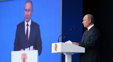 Putin o omikronu: “Vidimo što se događa u svijetu, imamo dva tjedna da se pripremimo”