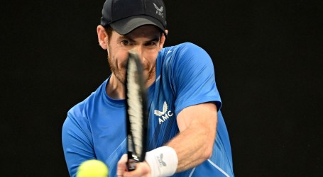 Andy Murray ispao s Australian Opena, pobijedio ga japanski kvalifikant