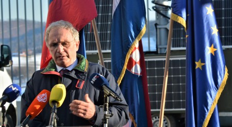 Hojs: “Jamčim da Slovenija neće uvjetovati hrvatski ulazak u Schengen”