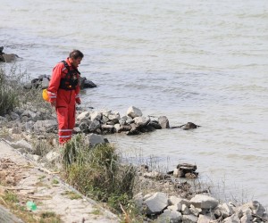 01.09.2017., Vukovar - Na rijeci Dunav kod Vukovara pronadjeno tijelo cetverogodisnjeg dijeteta, a sumnja se da je jos jedna osoba utopljena. U potragu je ukljucena policija i HGSSPhoto: Davor Javorovic/PIXSELL