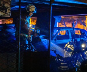 03.12.2021., Split - Malo prije ponoci planuo je pozar na donjoj etazi garaze na Pujankama gdje je izgorjelo nekoliko motora i automobila. 
 Photo: Miroslav Lelas/PIXSELL