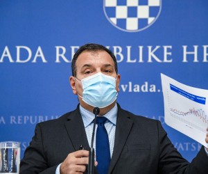 04.01.2022.., Zagreb - Izjave ministra Vilija Berosa i profesorice Alemke Markotic    Photo: Josip Regovic/PIXSELL
