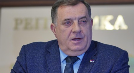 Dodik odbio obustaviti blokadu države