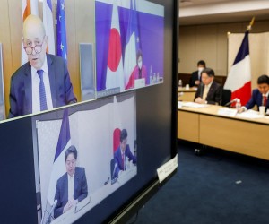 Japan's Foreign Minister Yoshimasa Hayashi and Defence Minister Nobuo Kishi and their French counterparts Jean-Yves Le Drian and Florence Parly attend a video conference at the Foreign Ministry in Tokyo, Japan January 20, 2022. REUTERS/Issei Kato/Pool Photo: ISSEI KATO/REUTERS
