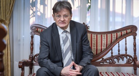 RADOVAN DOBRONIĆ: ‘Prije mog izbora premijera Plenkovića je samo zanimalo imam li veze s Milanovićem ili s nekim na ljevici’
