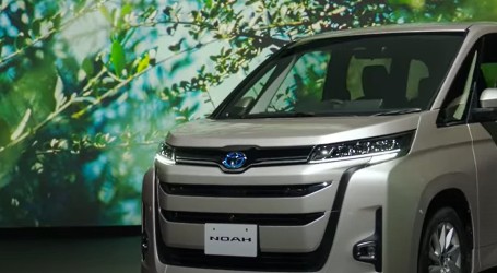 Toyota predstavila atraktivne moderne monovolumene Noah i Voxy