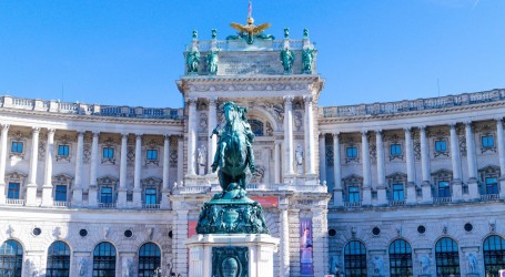 Austrijski mediji: Nakon blagdana, tisuće slučajeva korone stigle su nam s Balkana, zato uvodimo nova pravila