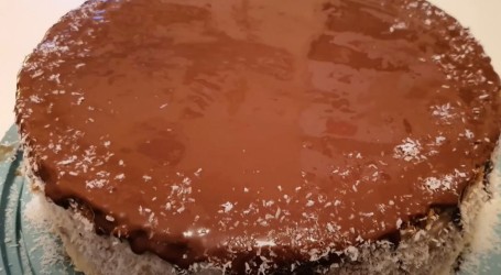 Nije teško: Ruska šubara, neodoljiva kremasta torta za zimske dane