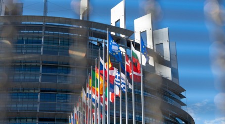 Europski parlament poziva na ukidanje veta u vanjskoj politici i jačanje obrambenih kapaciteta