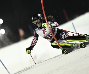 epa09679146 Leona Popovic of Croatia in action during the first run of the women's Slalom race of the FIS Alpine Skiing World Cup event in Schladming, Austria, 11 January 2022.  EPA/CHRISTIAN BRUNA