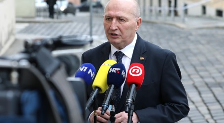 Šeparović: “Odluka o covid potvrdama nije povezana s referendumskim pitanjima”