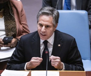 epaselect epa09766956 U.S. Secretary of State Anthony Blinken addresses a United Nations Security Council meeting on the tensions between Ukraine and Russia at United Nations headquarters in New York, New York, USA, 17 February 2022.  EPA/JUSTIN LANE
