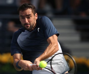 epa09775460 Marin Cilic of Croatia in action during his first round match against Jiri Vesely of the Czech Republic at the Dubai Duty Free Tennis ATP Championships 2022 in Dubai, United Arab Emirates, 21 February 2022.  EPA/ALI HAIDER