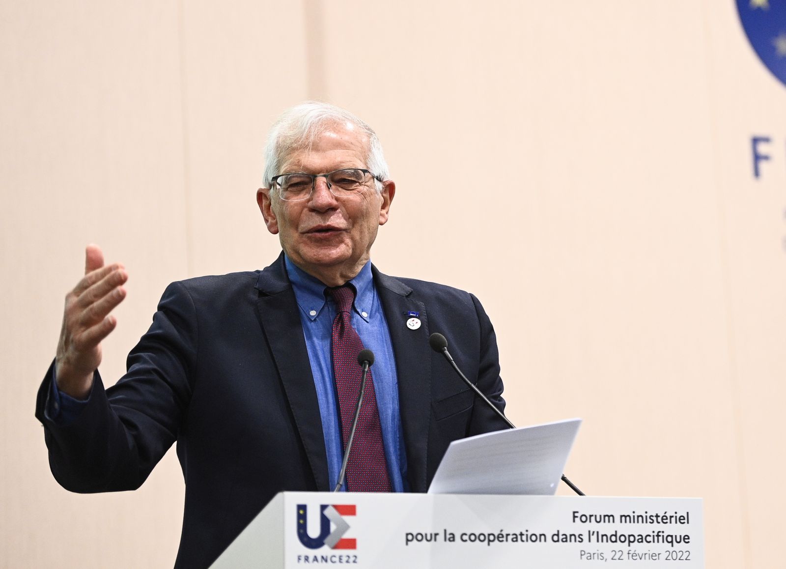 epa09776648 High Representative of the European Union for Foreign Affairs and Security Policy Josep Borrell gestures as he delivers a speech during the Indo-Pacific Ministerial Cooperation Forum as part of the French EU Council Presidency in Paris, France, 22 February 2022. The forum brings together foreign ministers of EU member states and some 30 countries in the Indo-Pacific region, representatives of European institutions and representatives of the main regional organizations.  EPA/CHRISTOPHE ARCHAMBAULT / POOL MAXPPP OUT