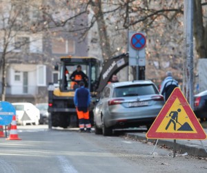 06.02.2022., Zagreb - U Lastovskoj ulici je pukla glavna cijev koja je sada u fazi sanacije. Photo: Tomislav Miletic/PIXSELL