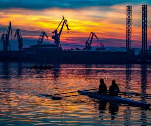 18.02.2021., Pula - Veslaci i veslacice veslackog kluba Istra treniraju u pulskoj luci. Photo: Srecko Niketic/PIXSELL