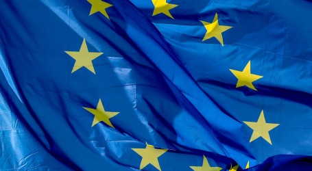 Europska komisija obustavila prekograničnu suradnju s Rusijom i Bjelorusijom