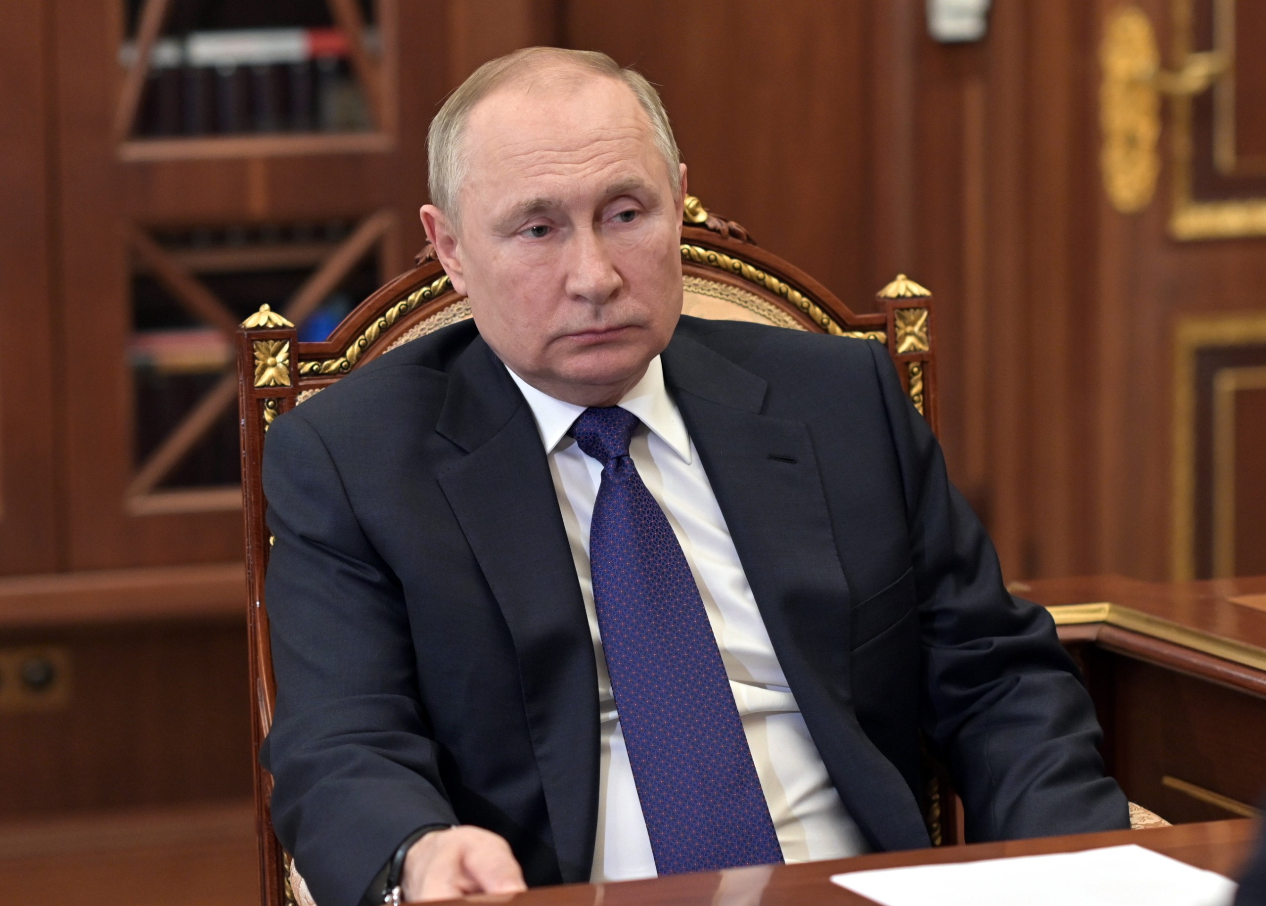 epa09793714 Russian President Vladimir Putin attends a working meeting at the Kremlin in Moscow, Russia, 01 March 2022.  EPA/ALEXEI NIKOLSKY / KREMLIN POOL / SPUTNIK / MANDATORY CREDIT