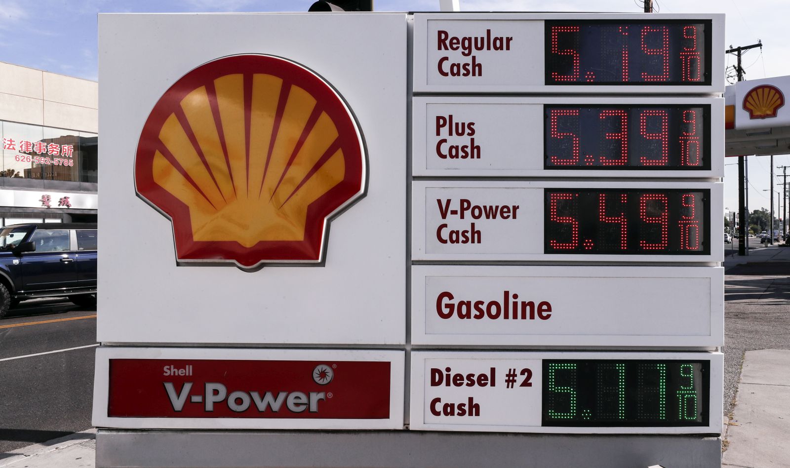 epa09797926 Gas prices over $5 are displayed at a Shell gas station in Los Angeles, California, USA, 02 March 2022. The price for a gallon of regular gas is over US $5 dollars in part because of the escalating Ukraine-Russian conflict which is adding to soaring gasoline prices.  EPA/ETIENNE LAURENT